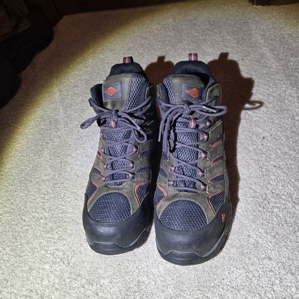 Merrell Boot - Picture 2 of 4